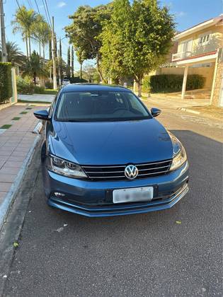 VOLKSWAGEN JETTA 1.4 16V TSI COMFORTLINE GASOLINA 4P TIPTRONIC VOLKSWAGEN JETTA 1.4 16V TSI COMFORTLINE GASOLINA 4P TIPTRONIC